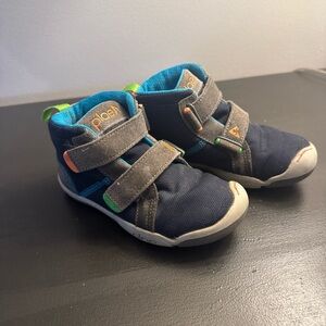 PLAE Kids High Top Sneakers | Size 10.5 | Blue Multicolor